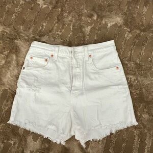 Levi’s ribcage shorts